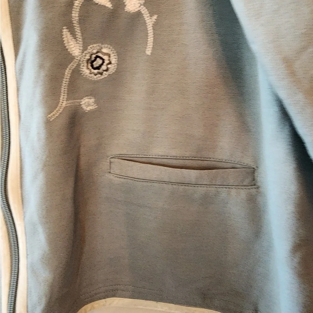 City hearts slate blue Embroidered full zip sweater jacket size womens large - Picture 3 of 6